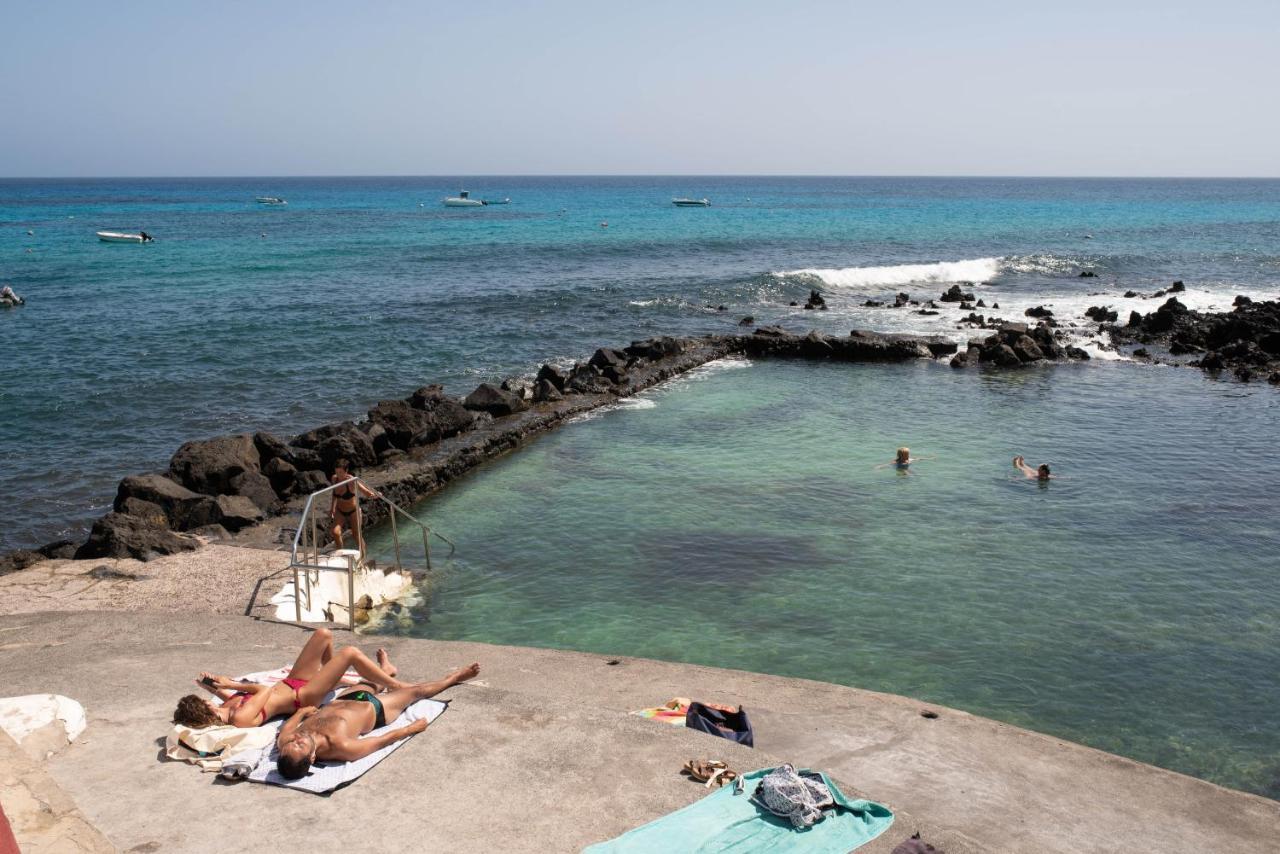 Delmar Lanzarote - Punta Mujeres Apartment Bagian luar foto
